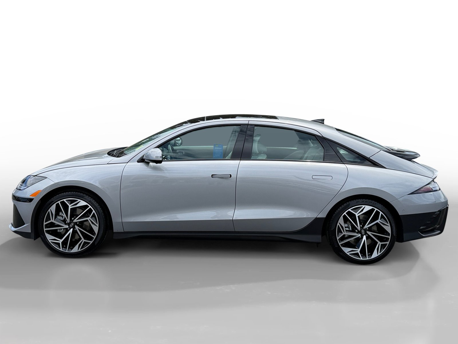 hyundai ioniq 6 2023 KMHM54AC5PA031036 image hyundai ioniq 6 2023 KMHM54AC5PA031036 image